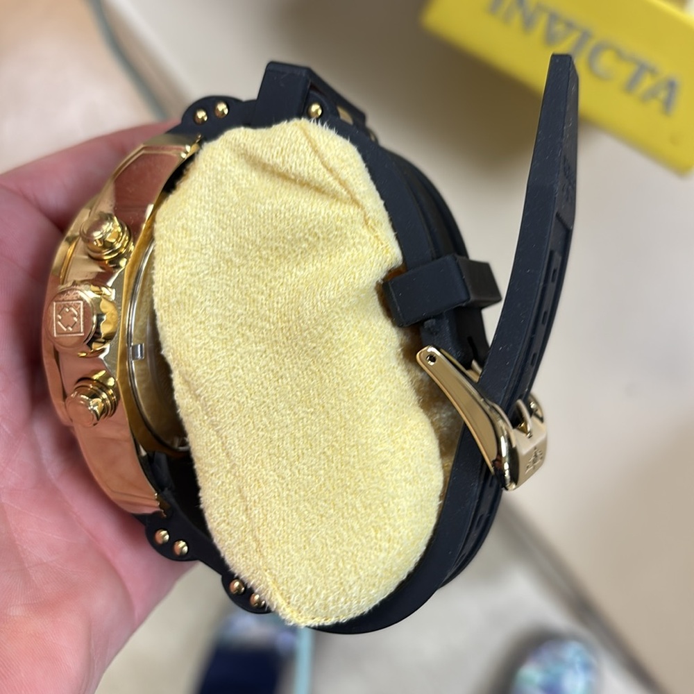 Invicta Gold and Black Chronograph Watch - Picture 4 of 5